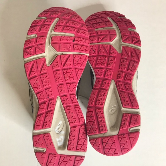 ASICS woman’s sneakers  size 11 silver and pink - Picture 5 of 8